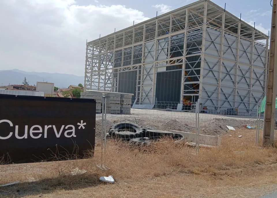 flight simulator under construction