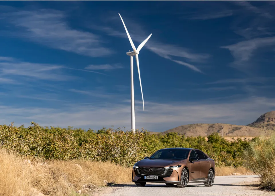 Mazda6e Experience 2025 wind turbine Guadix Cuerva